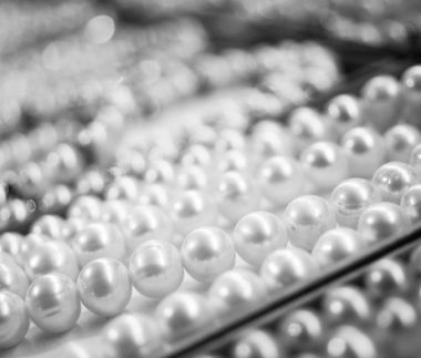 accessory-beads-black-and-white-908183-1024x576 accessory-beads-black-and-white-908183-1024x576